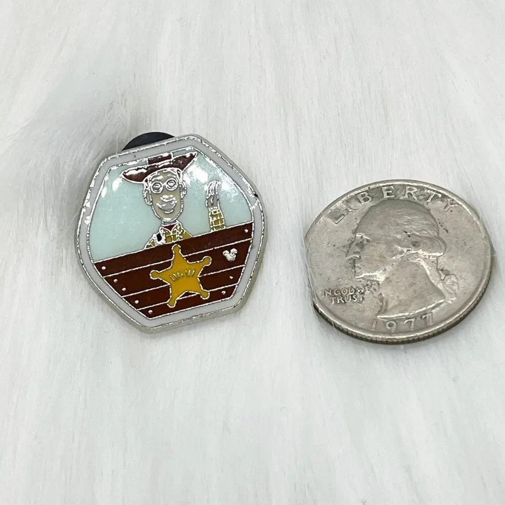 🔮 5/$25 Disney Hidden Mickey Magical Ferris Toy‎ Story Woody Pin - Picture 2 of 2